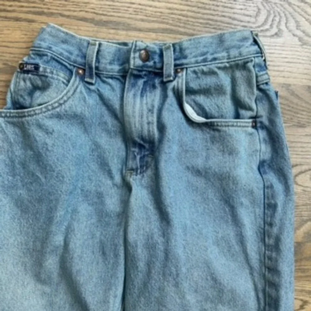 Lee Jeans Vintage High Waist Denim‎ Distressed Light Wash Kids (Size 12)